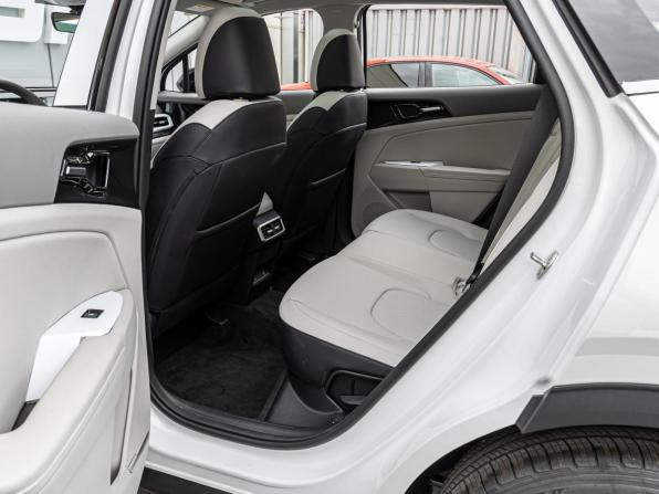Kia Sportage V с пробегом 2026 года, цена 3 849 000 рублей, 43 км, внедорожник, Автокод Объявления