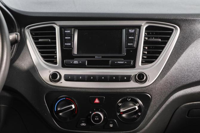 Hyundai Solaris II Рестайлинг с пробегом 2021 года, цена 1 499 000 рублей, 81000 км, седан, Автокод Объявления