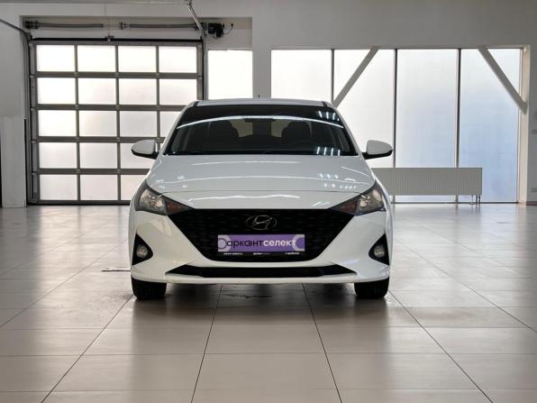 Hyundai Solaris II Рестайлинг с пробегом 2020 года, цена 1 190 000 рублей, 193051 км, седан, Автокод Объявления