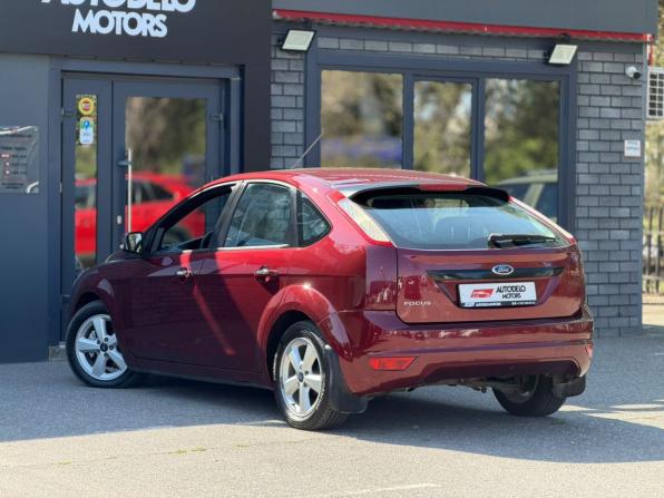 Ford Focus II Рестайлинг с пробегом 2008 года, цена 490 000 рублей, 148316 км, седан, Автокод Объявления