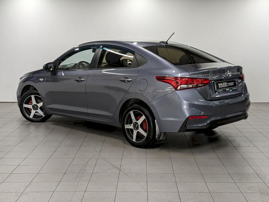 Hyundai Solaris II Москва  - изображение 7
