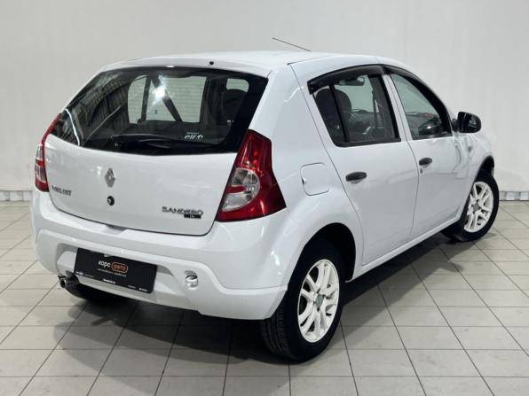 Renault Sandero I с пробегом 2013 года, цена 673 100 рублей, 108707 км, хэтчбек, Автокод Объявления