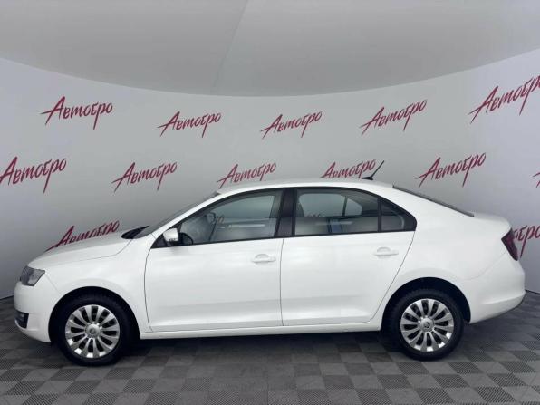 Skoda Rapid I Рестайлинг с пробегом 2019 года, цена 1 289 000 рублей, 55654 км, лифтбек, Автокод Объявления