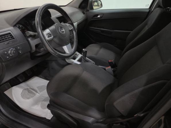 Opel Astra H Рестайлинг с пробегом 2013 года, цена 540 000 рублей, 248678 км, универсал, Автокод Объявления