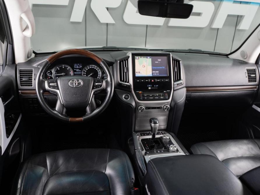 Toyota Land Cruiser 200 Series Рестайлинг 2 Тюмень  - изображение 7