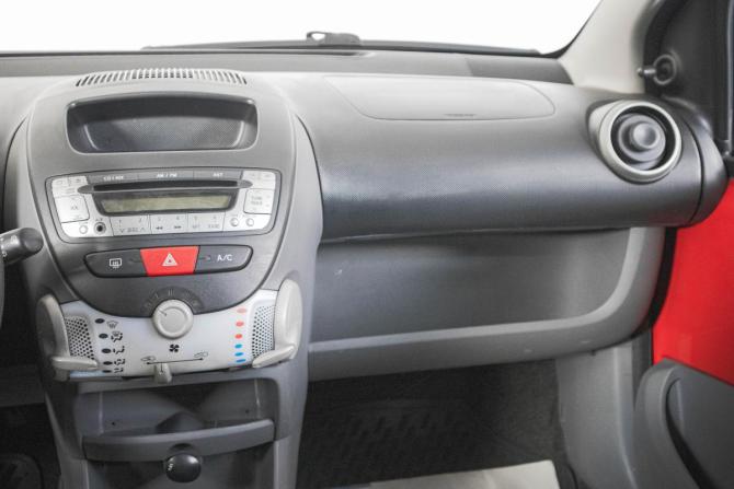 Peugeot 107 I Рестайлинг с пробегом 2010 года, цена 509 000 рублей, 95000 км, хэтчбек, Автокод Объявления