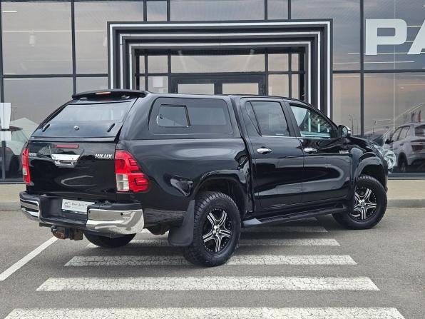 Toyota Hilux VIII с пробегом 2016 года, цена 2 998 000 рублей, 248274 км, пикап, Автокод Объявления