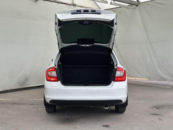 Skoda Rapid I с пробегом 2014 года, цена 965 000 рублей, 150100 км, лифтбек, Автокод Объявления