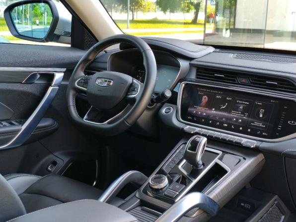 Geely Atlas Pro с пробегом 2023 года, цена 1 990 000 рублей, 60000 км, внедорожник, Автокод Объявления