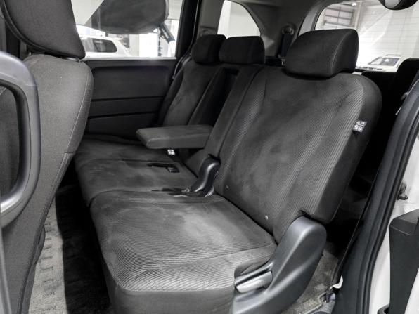 Honda Freed I Рестайлинг с пробегом 2012 года, цена 949 000 рублей, 150000 км, компактвэн, Автокод Объявления
