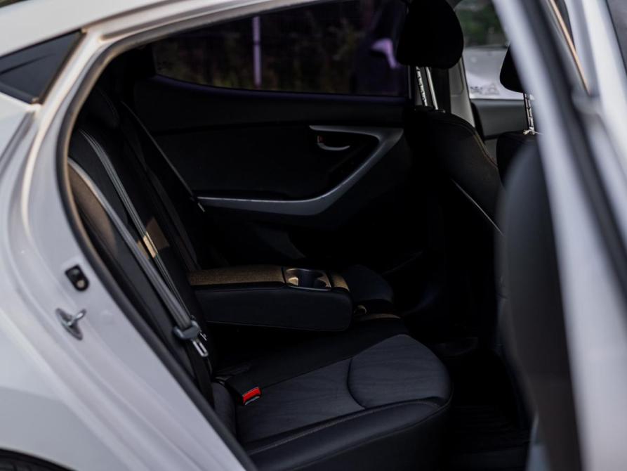 Hyundai Elantra V (MD) Рестайлинг Санкт-Петербург  - изображение 11