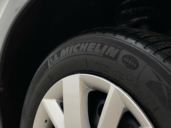 Lada (ВАЗ) Granta I Рестайлинг с пробегом 2026 года, цена 990 000 рублей, 6073 км, седан, Автокод Объявления