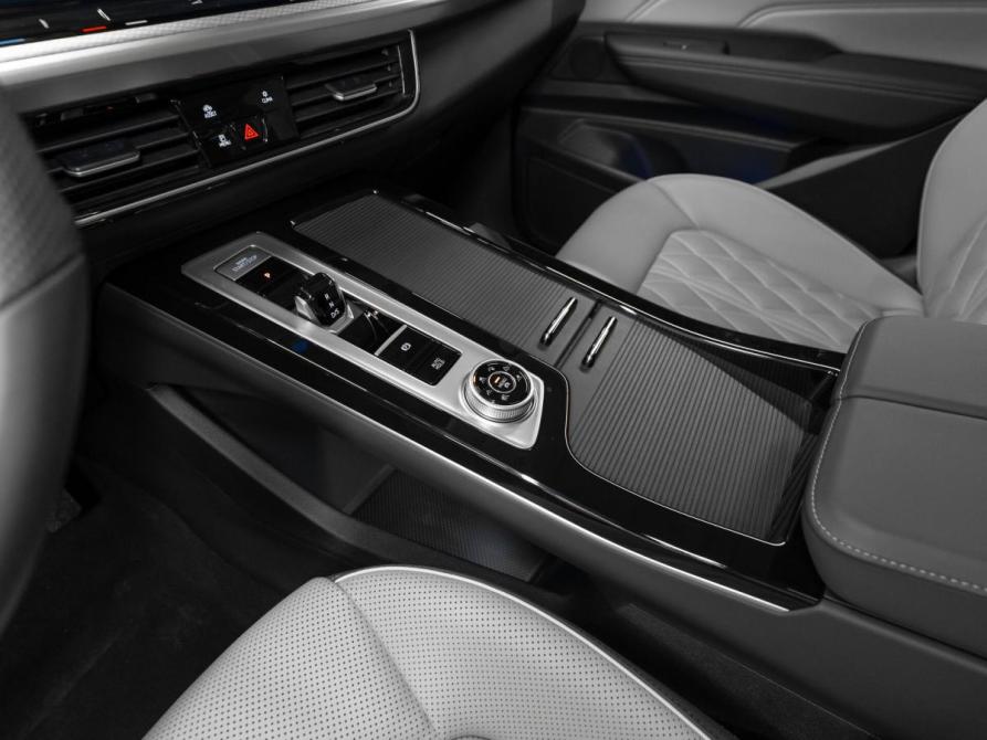 Volkswagen Tavendor I Рестайлинг Москва  - изображение 19