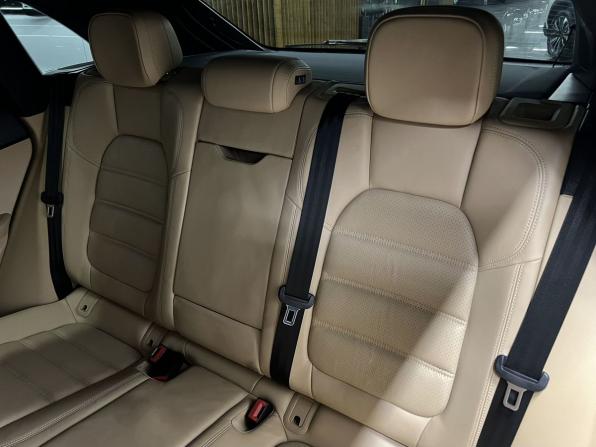 Porsche Macan I с пробегом 2018 года, цена 3 775 000 рублей, 85513 км, внедорожник, Автокод Объявления