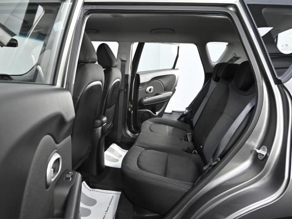 Kia Soul II Рестайлинг с пробегом 2017 года, цена 849 000 рублей, 90000 км, хэтчбек, Автокод Объявления