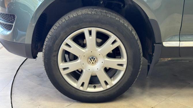Volkswagen Touareg I Рестайлинг с пробегом 2008 года, цена 949 000 рублей, 309931 км, внедорожник, Автокод Объявления