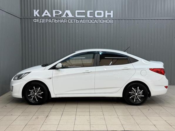 Hyundai Solaris I с пробегом 2014 года, цена 890 000 рублей, 183463 км, седан, Автокод Объявления