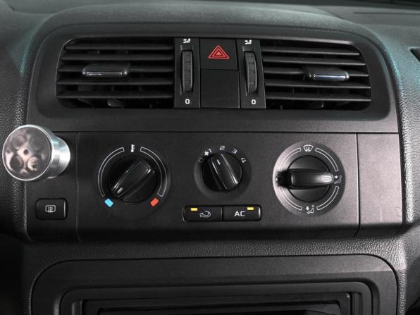 Skoda Fabia II Рестайлинг с пробегом 2012 года, цена 559 040 рублей, 228567 км, хэтчбек, Автокод Объявления