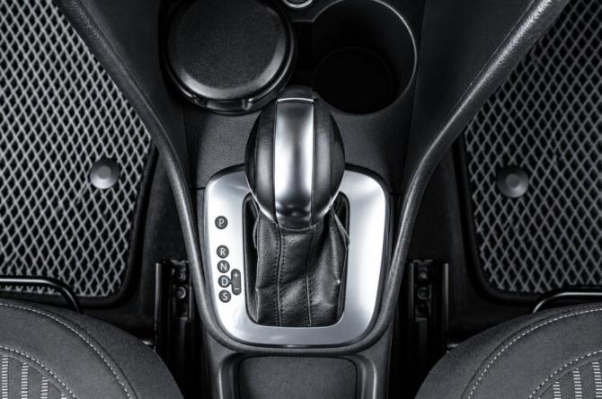 Volkswagen Polo V с пробегом 2014 года, цена 879 000 рублей, 266170 км, седан, Автокод Объявления