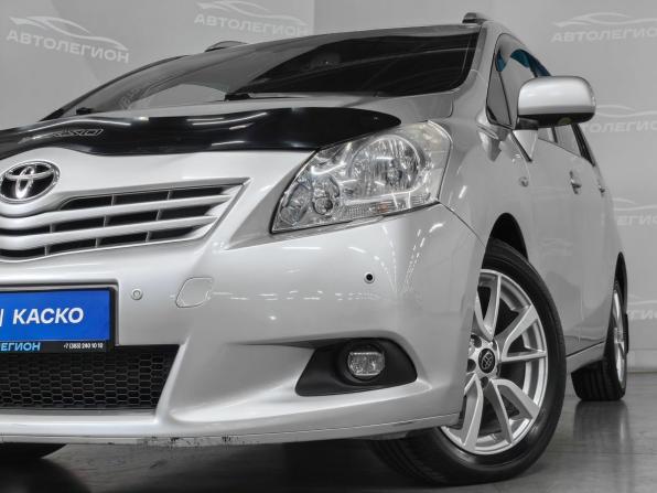 Toyota Verso I с пробегом 2010 года, цена 900 000 рублей, 250000 км, компактвэн, Автокод Объявления