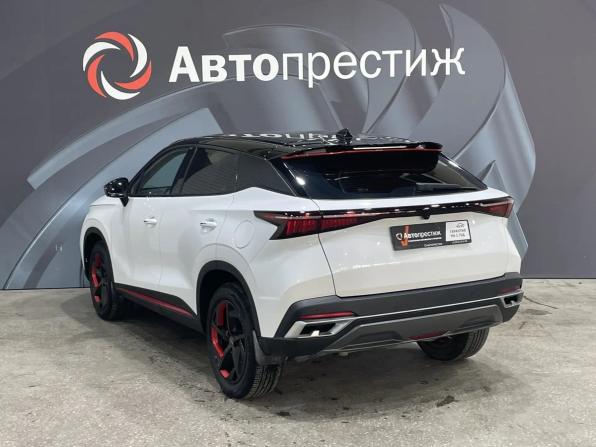 Omoda C5 I с пробегом 2023 года, цена 1 795 000 рублей, 58000 км, внедорожник, Автокод Объявления