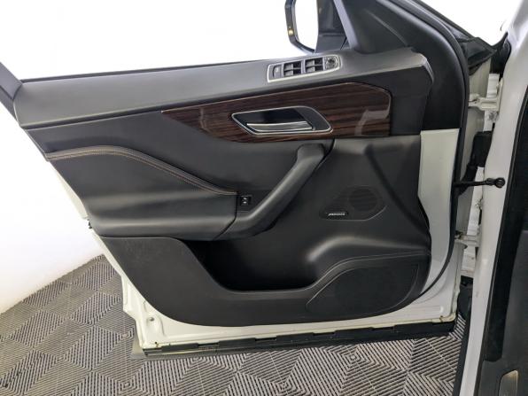 Jaguar F-Pace I с пробегом 2016 года, цена 2 295 000 рублей, 128810 км, внедорожник, Автокод Объявления