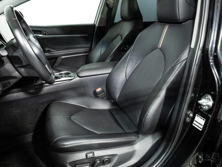 Toyota Camry VIII (XV70) Рестайлинг Санкт-Петербург  - изображение 17