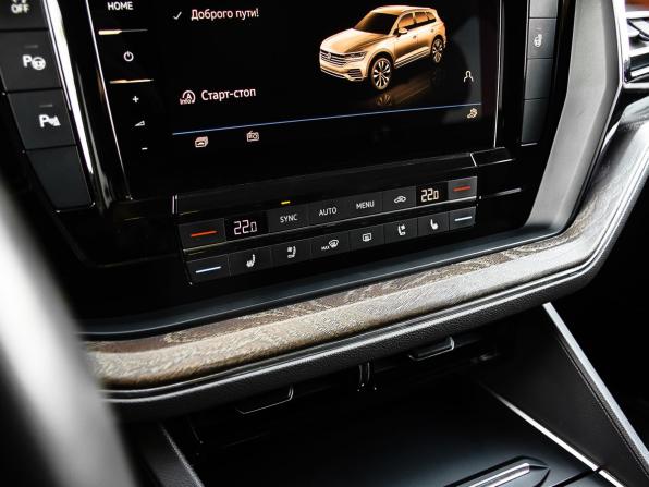 Volkswagen Touareg III с пробегом 2018 года, цена 4 870 000 рублей, 110354 км, внедорожник, Автокод Объявления