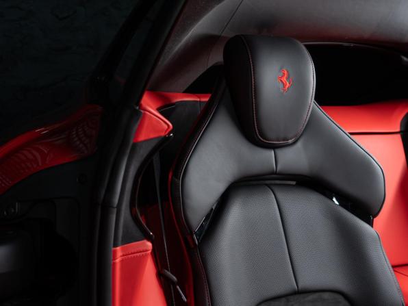 Новый Ferrari Purosangue 2026 года, цена 66 990 000 рублей, внедорожник, Автокод Объявления