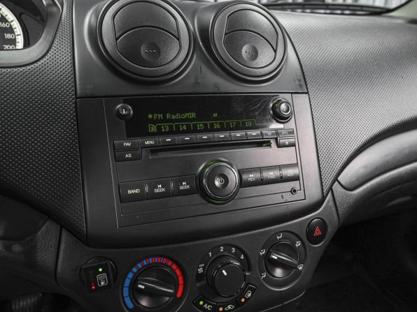 Chevrolet Aveo I Рестайлинг с пробегом 2011 года, цена 598 000 рублей, 210398 км, хэтчбек, Автокод Объявления
