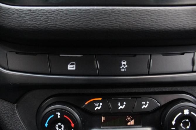 Lada (ВАЗ) Vesta I с пробегом 2018 года, цена 895 000 рублей, 132205 км, седан, Автокод Объявления