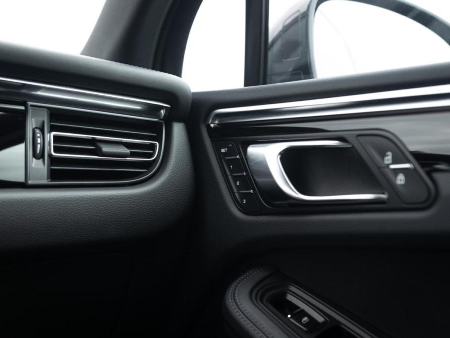 Porsche Macan I Рестайлинг 2 Санкт-Петербург  - изображение 28