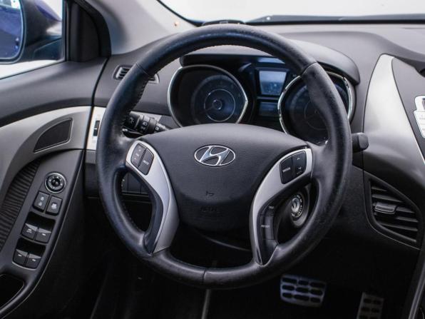 Hyundai Elantra V (MD) с пробегом 2011 года, цена 940 000 рублей, 137063 км, седан, Автокод Объявления