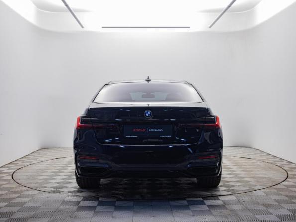 BMW 7 серии VI (G11/G12) Рестайлинг с пробегом 2020 года, цена 5 790 000 рублей, 106000 км, седан, Автокод Объявления