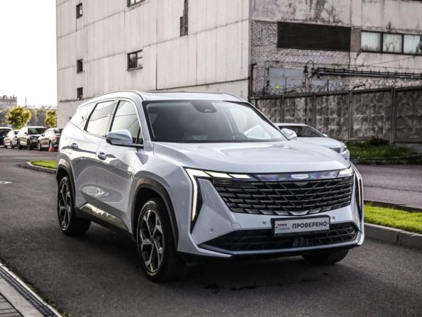 Geely Atlas II с пробегом 2023 года, цена 2 646 000 рублей, 44384 км, внедорожник, Автокод Объявления