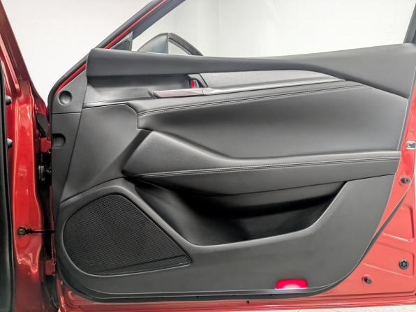 Mazda 6 III (GJ) Рестайлинг 2 с пробегом 2021 года, цена 2 795 000 рублей, 56261 км, седан, Автокод Объявления
