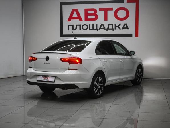 Volkswagen Polo VI с пробегом 2021 года, цена 1 599 000 рублей, 120642 км, лифтбек, Автокод Объявления