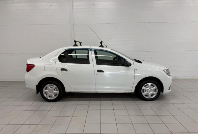 Renault Logan II с пробегом 2017 года, цена 850 000 рублей, 38230 км, седан, Автокод Объявления