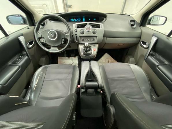 Renault Scenic II Рестайлинг с пробегом 2008 года, цена 550 000 рублей, 140039 км, компактвэн, Автокод Объявления