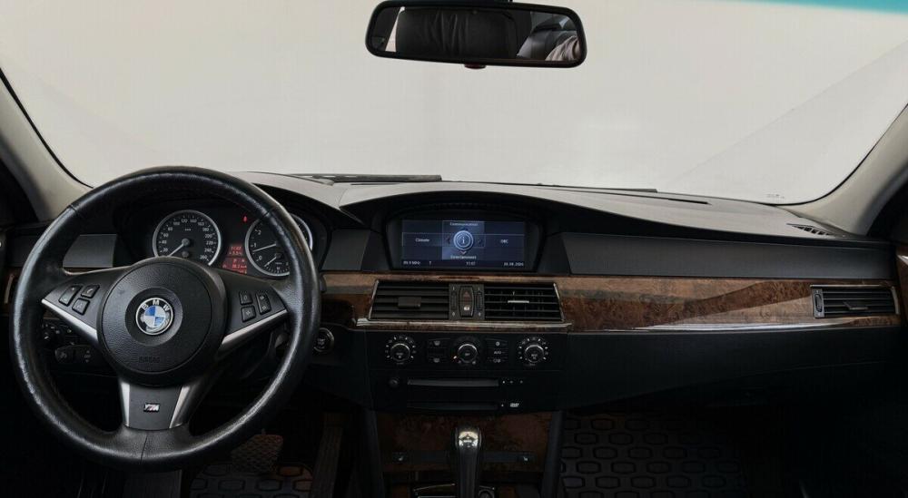 BMW 5 серии V (E60/E61) Москва  - изображение 5