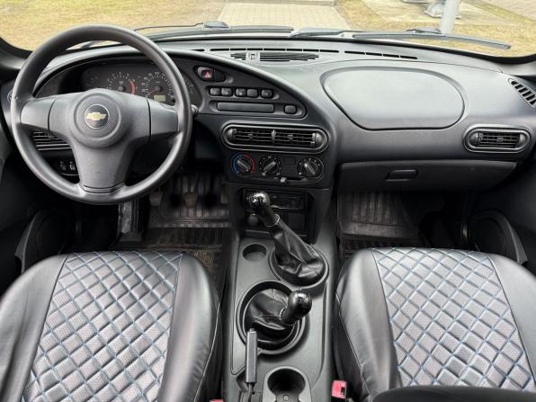 Chevrolet Niva I Рестайлинг с пробегом 2015 года, цена 650 000 рублей, 99144 км, внедорожник, Автокод Объявления