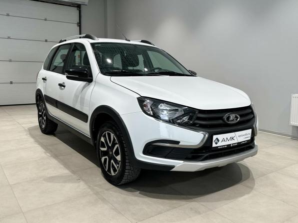 Lada (ВАЗ) Granta I Рестайлинг с пробегом 2024 года, цена 909 898 рублей, 6008 км, универсал, Автокод Объявления