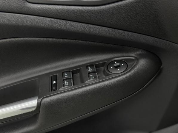 Ford Kuga II Рестайлинг с пробегом 2017 года, цена 1 770 000 рублей, 89901 км, внедорожник, Автокод Объявления