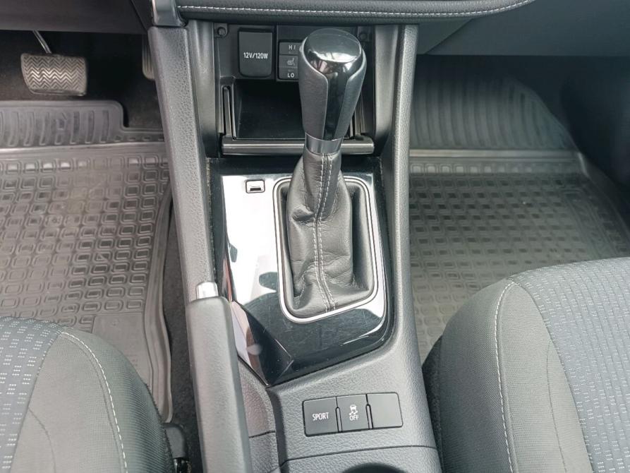 Toyota Corolla XI (E160 E170 E180) Рестайлинг 1 Ростов-на-Дону  - изображение 16