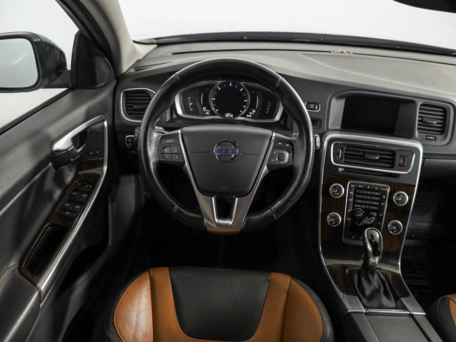 Volvo V60 Cross Country I Санкт-Петербург  - изображение 11