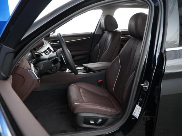 BMW 5 серии VII (G30/G31/G38) Рестайлинг с пробегом 2022 года, цена 4 649 999 рублей, 28339 км, седан, Автокод Объявления