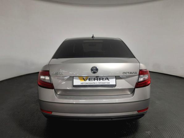 Skoda Octavia III (A7) Рестайлинг с пробегом 2019 года, цена 1 900 000 рублей, 131143 км, лифтбек, Автокод Объявления
