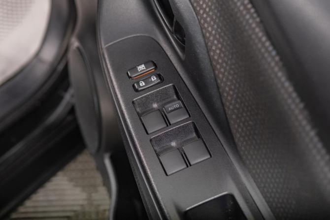 Toyota Vitz III (XP130) Рестайлинг 2 с пробегом 2017 года, цена 1 279 000 рублей, 72500 км, хэтчбек, Автокод Объявления