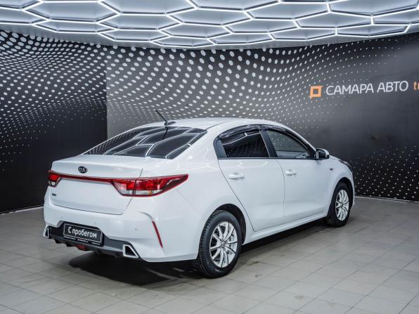 Kia Rio IV Рестайлинг с пробегом 2021 года, цена 1 429 000 рублей, 139023 км, седан, Автокод Объявления