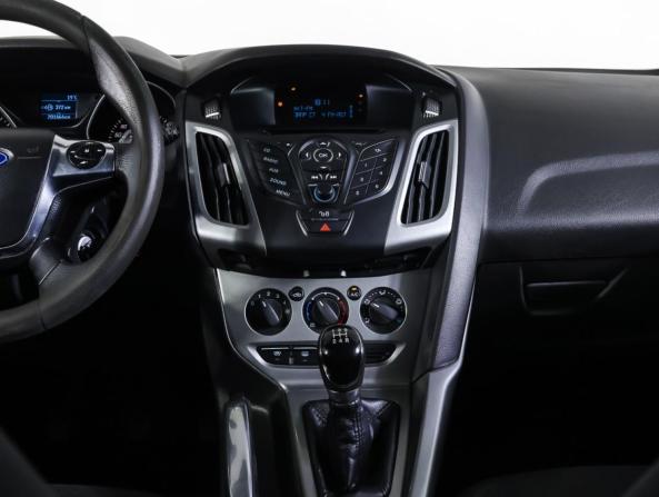 Ford Focus III с пробегом 2013 года, цена 890 000 рублей, 201464 км, хэтчбек, Автокод Объявления